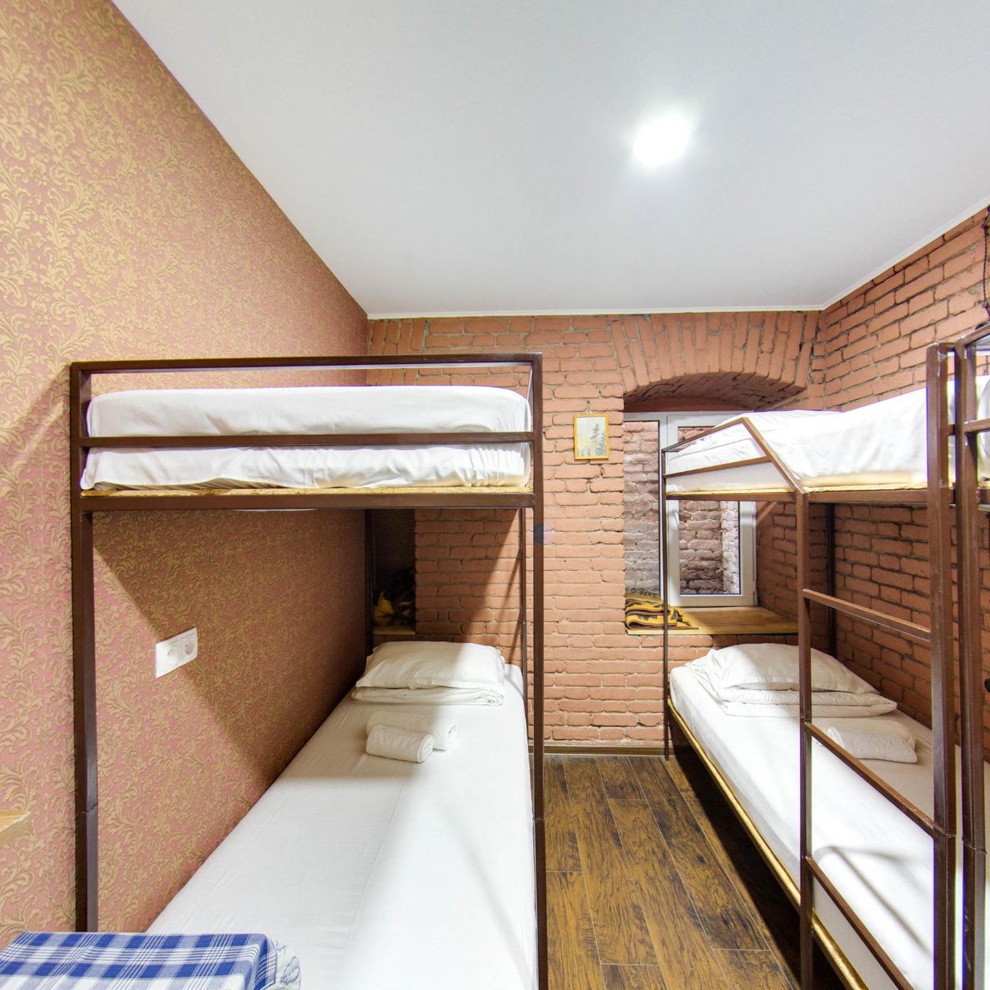 Hostel Pirosmani Tbilisi Luaran gambar